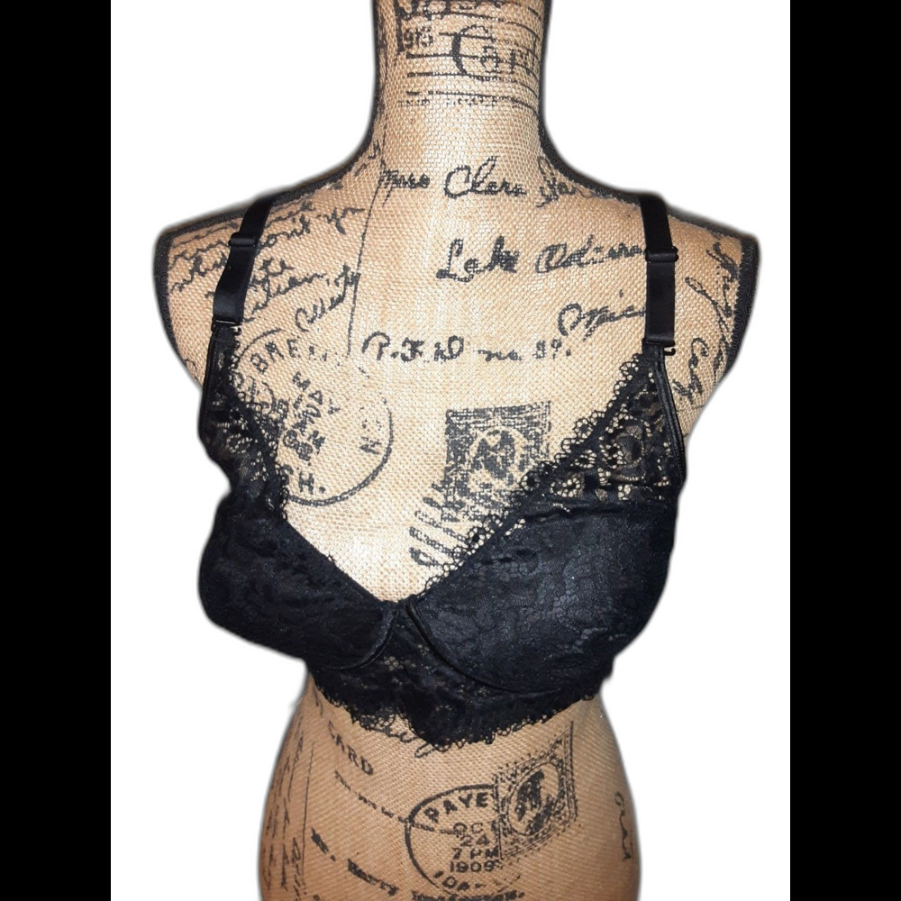 Youmita 40C Black Floral Lace Wireless Bra NWT